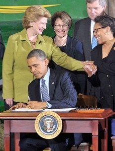 Obama-optimistic-on-higher-minimum-wage-MSU-research-at-farm-bill-signing